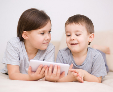 Hogyan vásárolhatok meg gyermekek Tablet Learning PC-jét