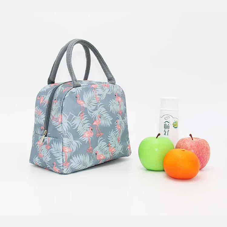 Insulated lunch bags